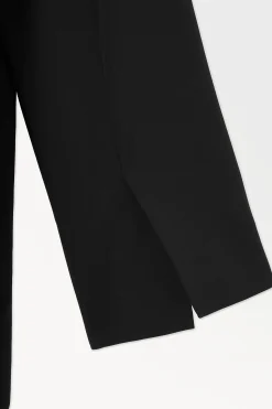 COS Blazer E Capi Sartoriali | Giacche E Trench>BLAZER CON CINTURA DALLA VESTIBILITÀ RILASSATA