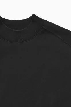 COS T-shirt & Canotte | Top>T-SHIRT AVVITATA CON COLLO A LUPETTO